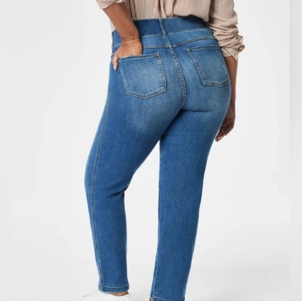 Spanx Straight Leg Pull On Jeans